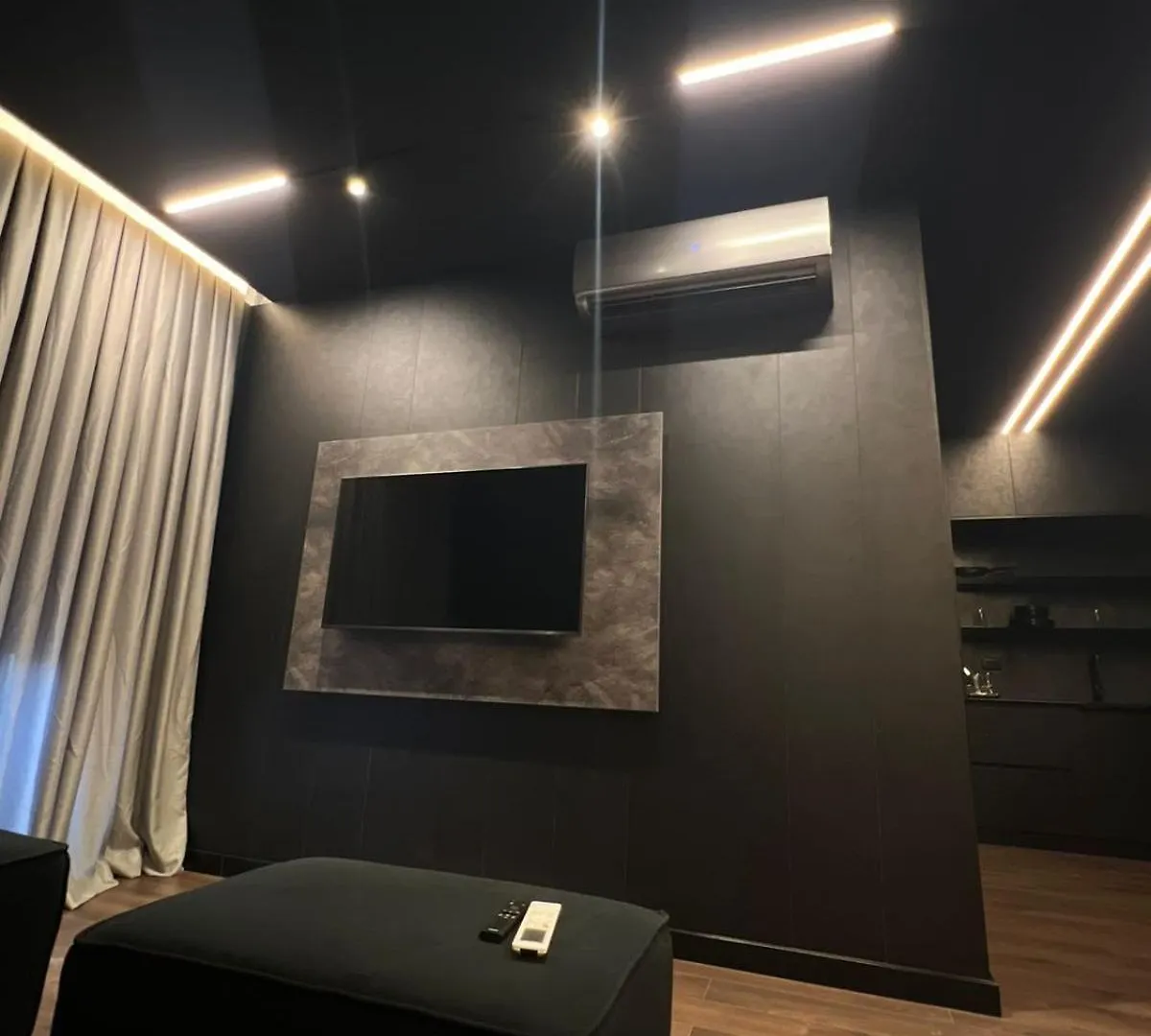 Iunn Apartment 5 Vlorë